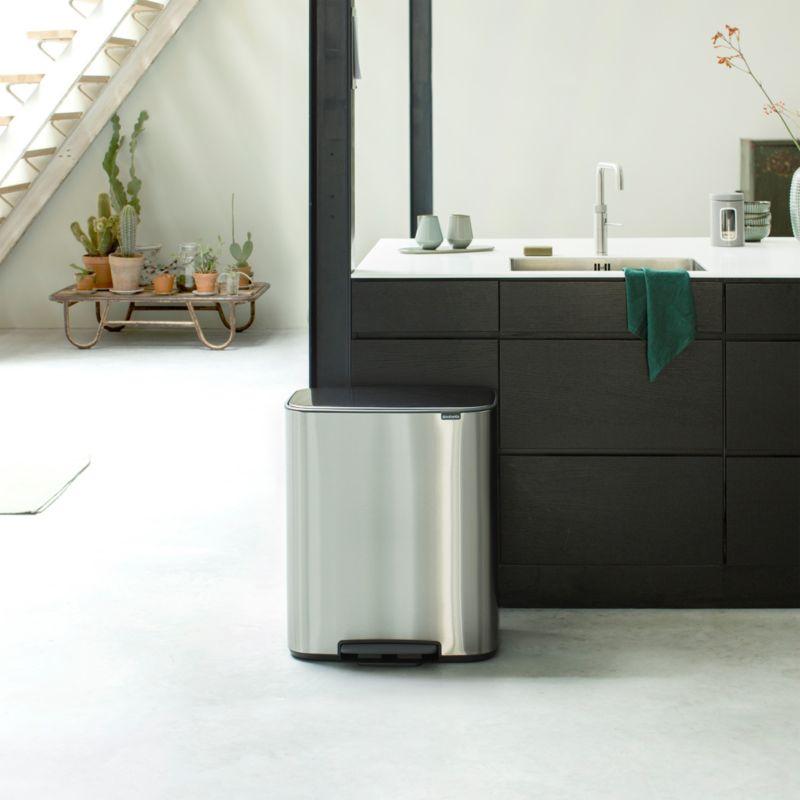 Brabantia Bo Step On Trash Can, Matte Steel Fingerprint Proof, 16 Gallon