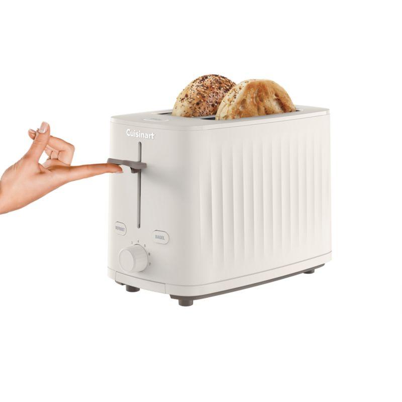 Cuisinart ® SoHo 2-Slice Toaster