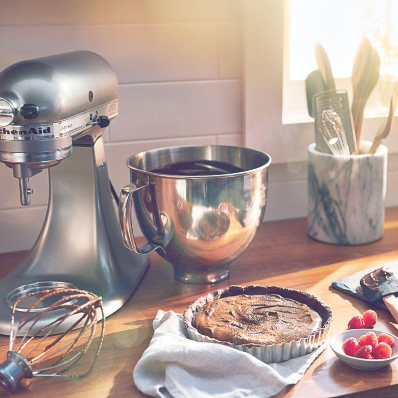 KitchenAid ® Artisan ® Series Contour Silver 5-Quart Tilt-Head Stand Mixer