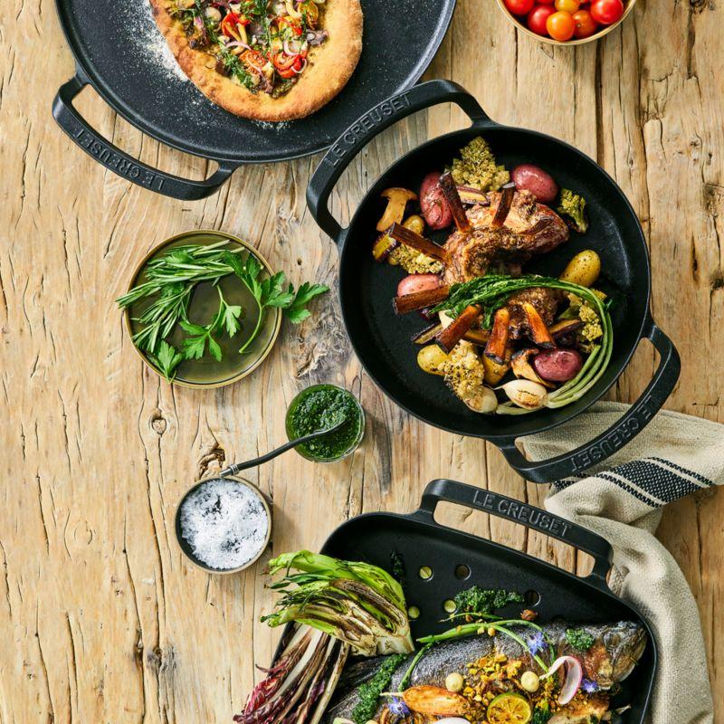 Le Creuset ® Alpine Outdoor 15" Pizza Pan