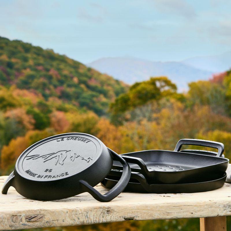 Le Creuset ® Alpine Outdoor 15" Pizza Pan