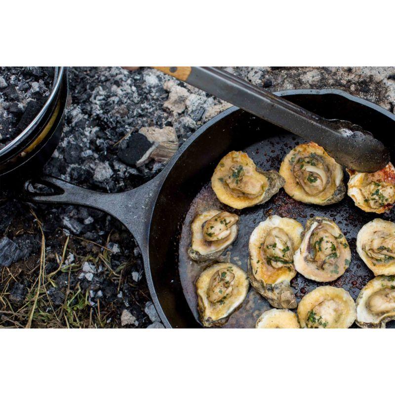 Lodge ® 15" Skillet