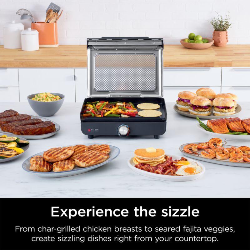 Ninja ® Sizzle ™ Smokeless Indoor Grill & Griddle