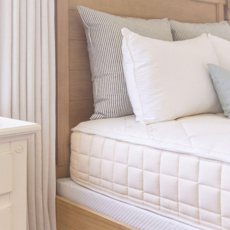 Naturepedic Chorus Twin Organic Luxury Medium Mattress