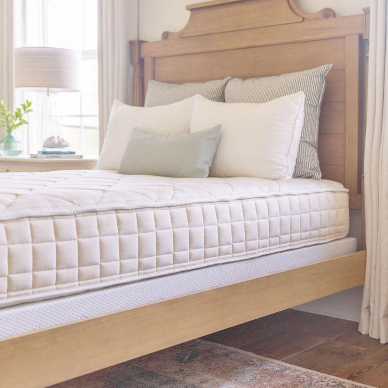 Naturepedic Chorus Twin Organic Luxury Medium Mattress