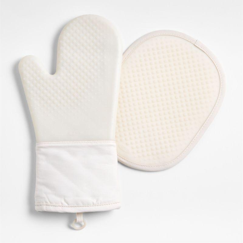 OXO ® Oat Silicone Oven Mitt
