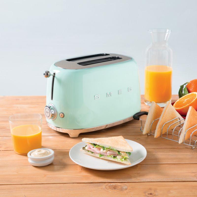 SMEG Pastel Green 4-Slice Long Slot Retro Toaster