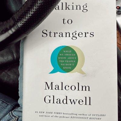 Talking to Strangers - by  Malcolm Gladwell (Paperback)