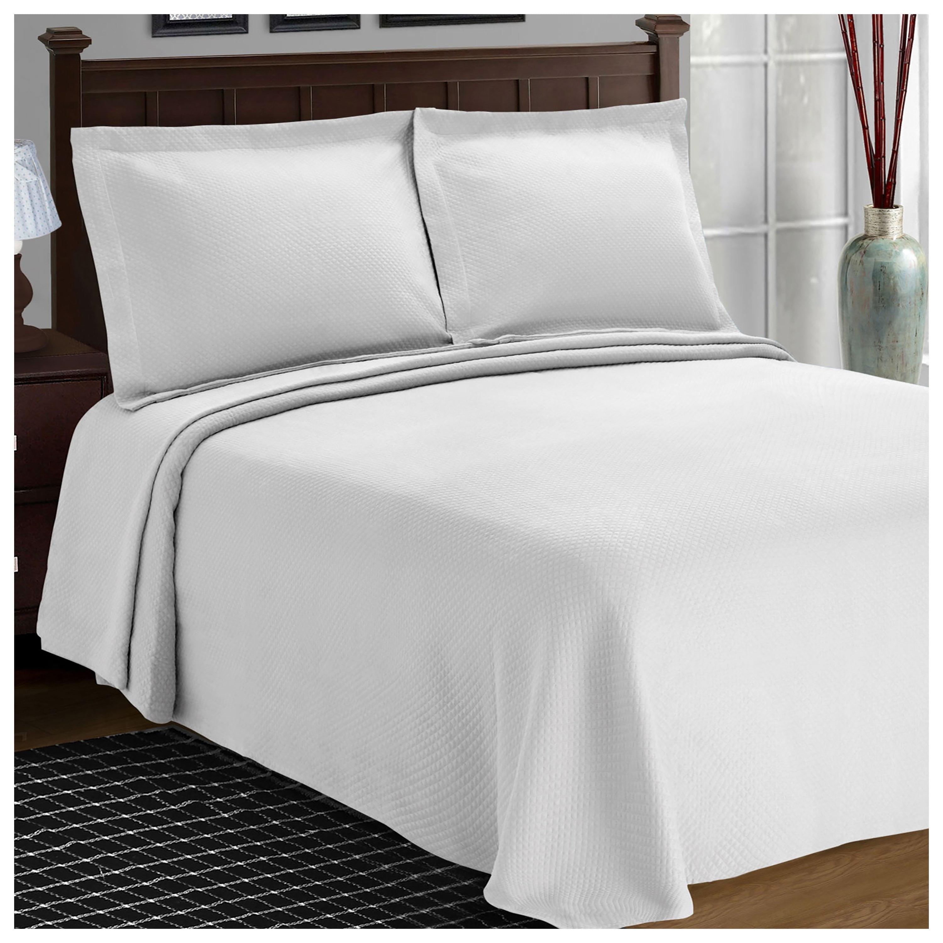 White Cotton Twin Reversible Bedspread Set