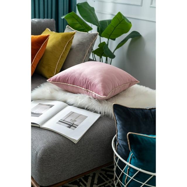 Gouchee Home Reversible Throw Pillow (Set of 2)
