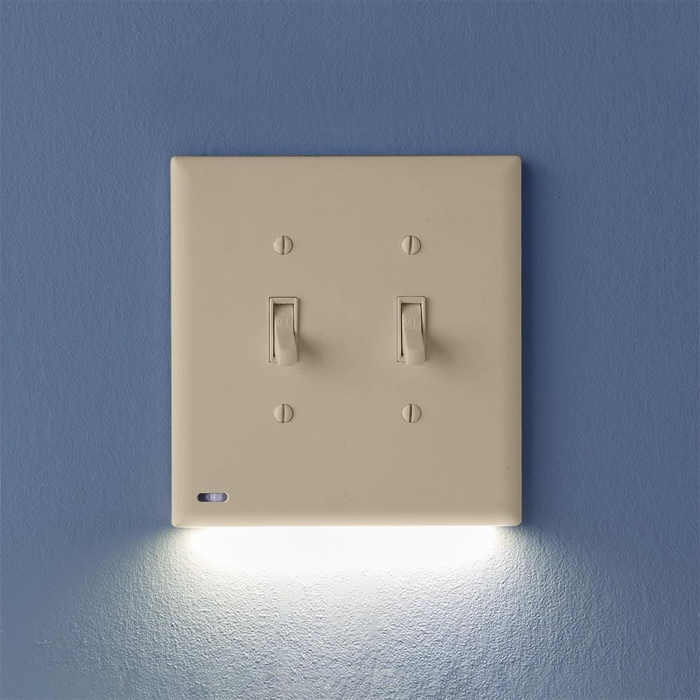 SnapPower SwitchLight Double-Gang Wall Plate Night Light - Bright / Dim / Off Sensor - Toggle, Ivory (1 Pack)