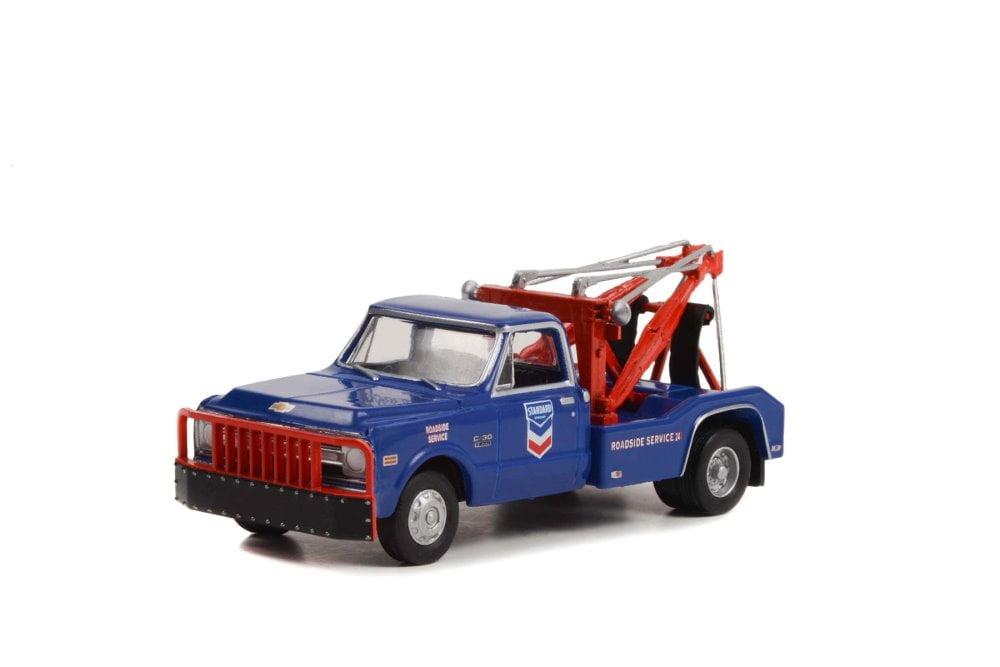 1969 Chevrolet C-30 Dually Wrecker Truck Dark Blue "Standard Oil Company Roadside Service" 1/64 Diecast Model Car by Greenlight