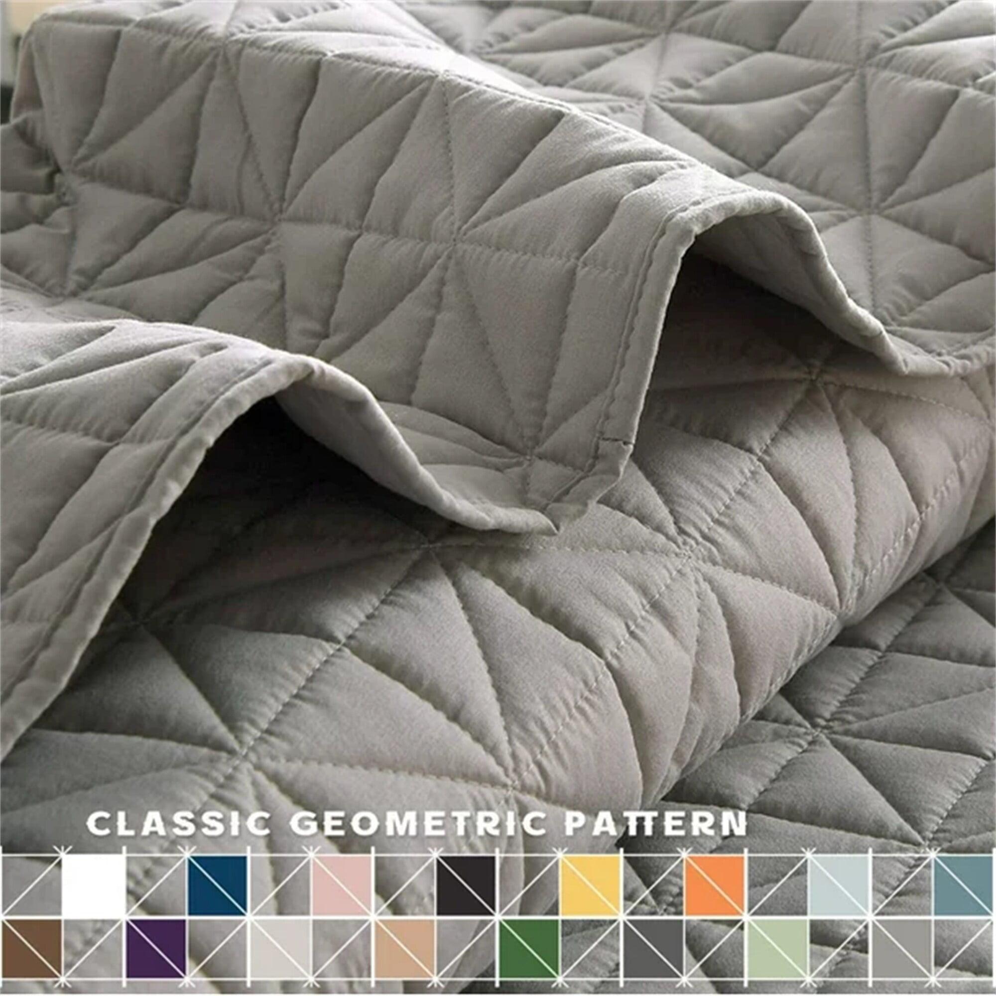 3-Piece King Size Quilt Set Light Gray - 3 Piece - King