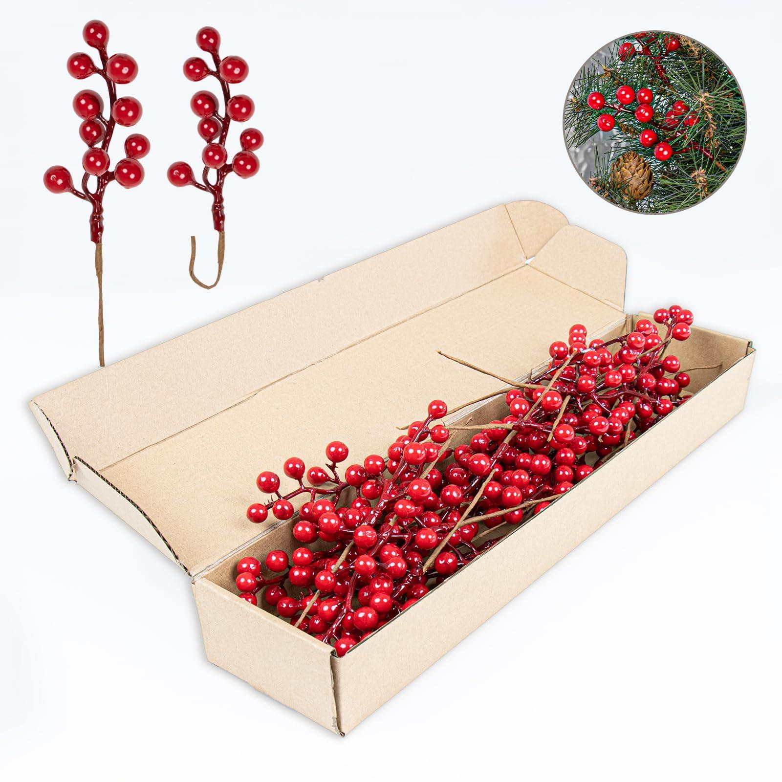 32 Pack Christmas Tree Decorations, Artificial Red Berry Stems 6.5inch Christmas Berry Picks with Holly Berries for Xmas Winter Holiday Home DIY Ornaments