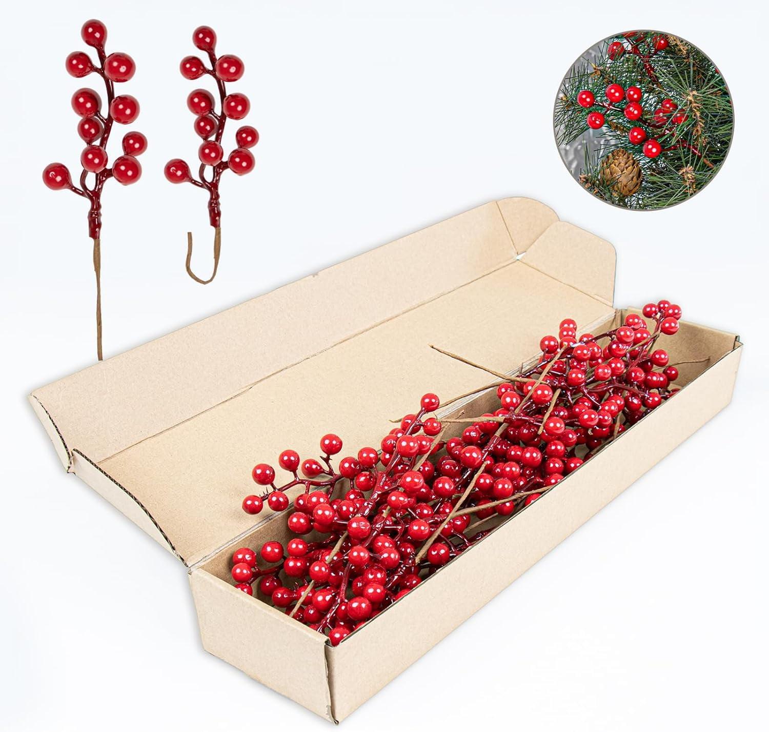 32 Pack Christmas Tree Decorations, Artificial Red Berry Stems 6.5inch Christmas Berry Picks with Holly Berries for Xmas Winter Holiday Home DIY Ornaments