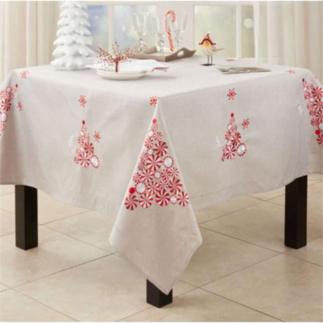 Saro Lifestyle Holiday Tablecloth With Peppermint Christmas Tree Design