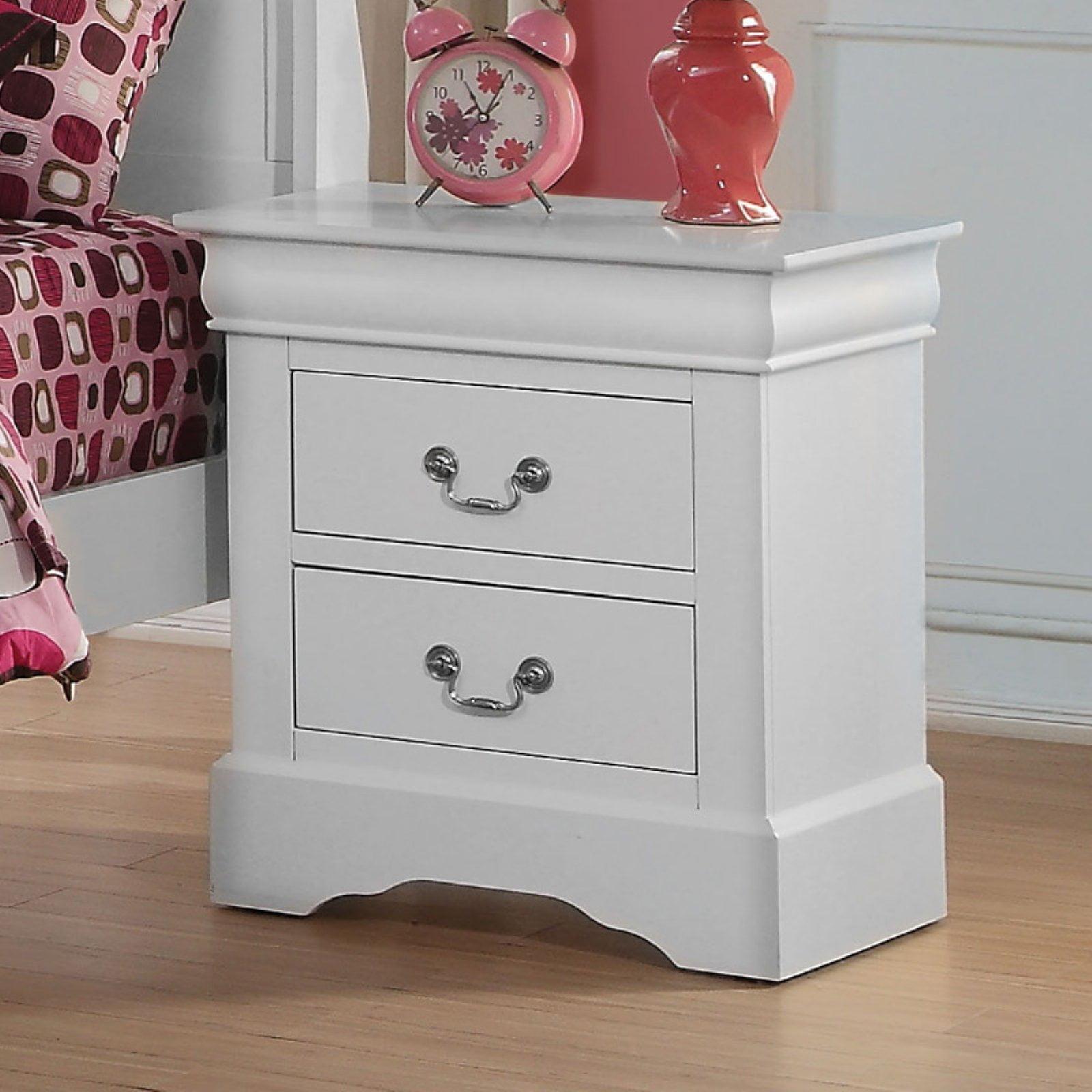 Louis Philippe III Chic White 2-Drawer Nightstand