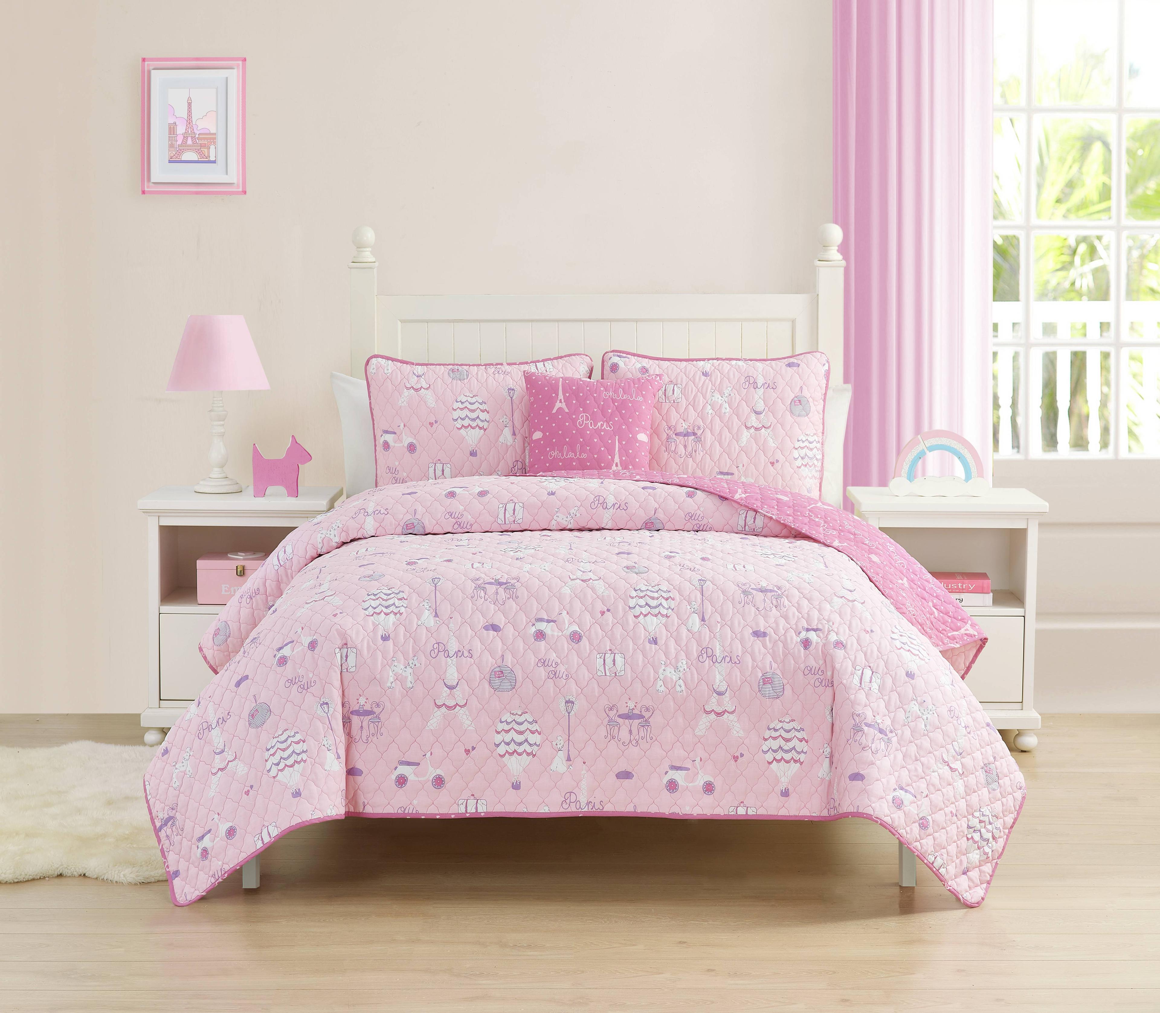 Pink Paris Themed Reversible Cotton Twin Quilt Set