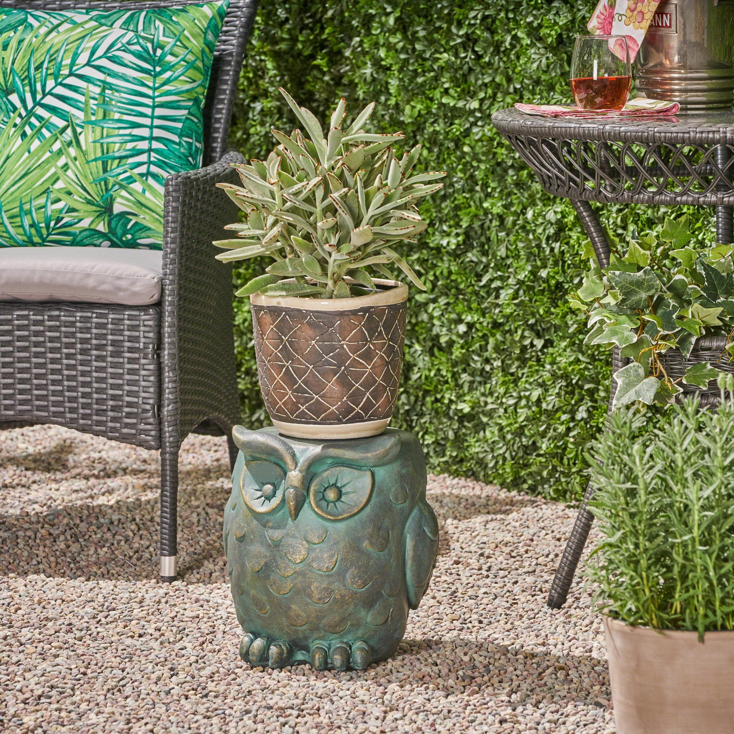 Agnes Owl Garden Stool in Gold Patina Lightweight Concrete, 12.50 inch
