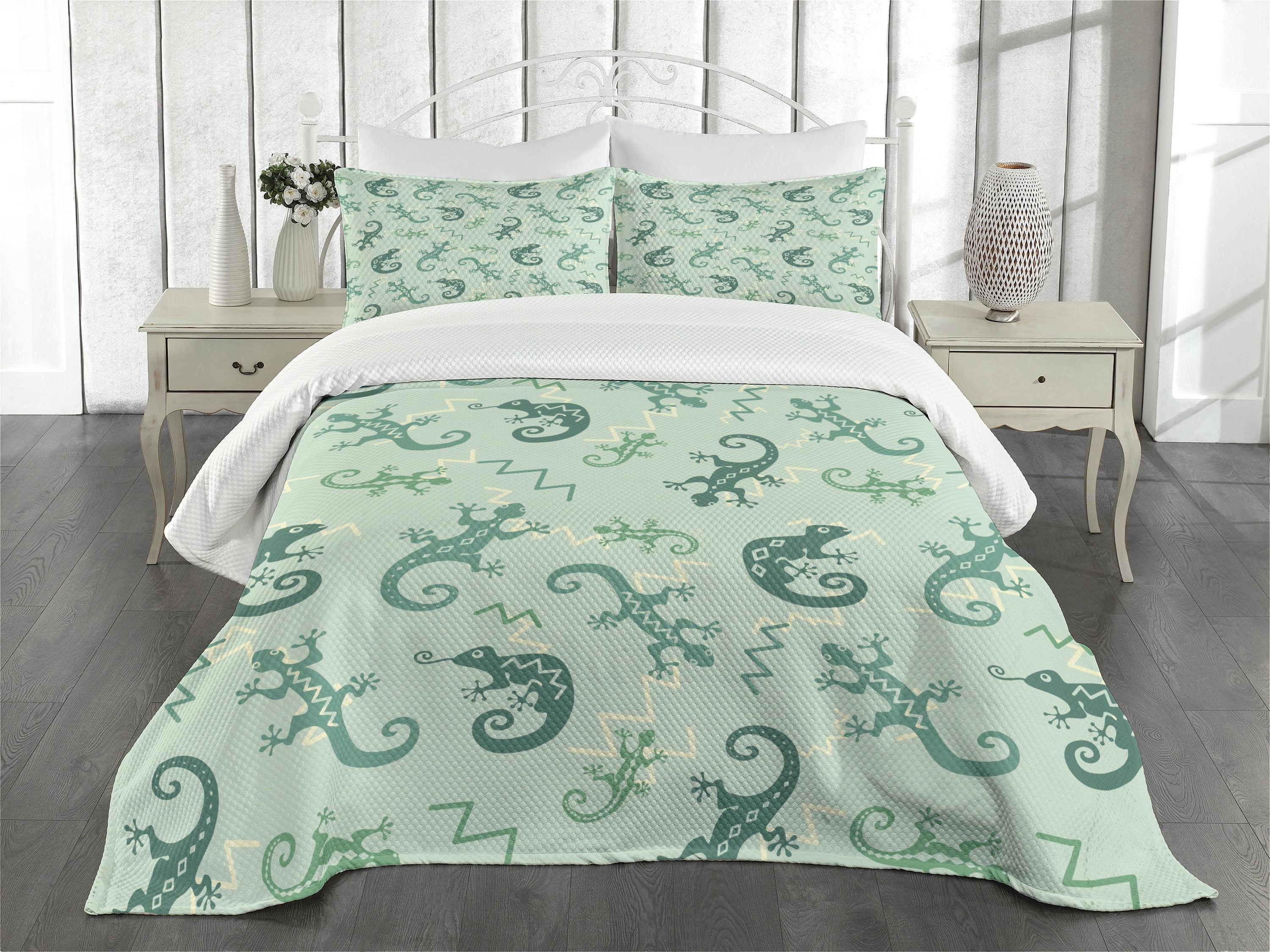 Mint Green Quilted Kids Queen Bedspread Set with Lizard Print