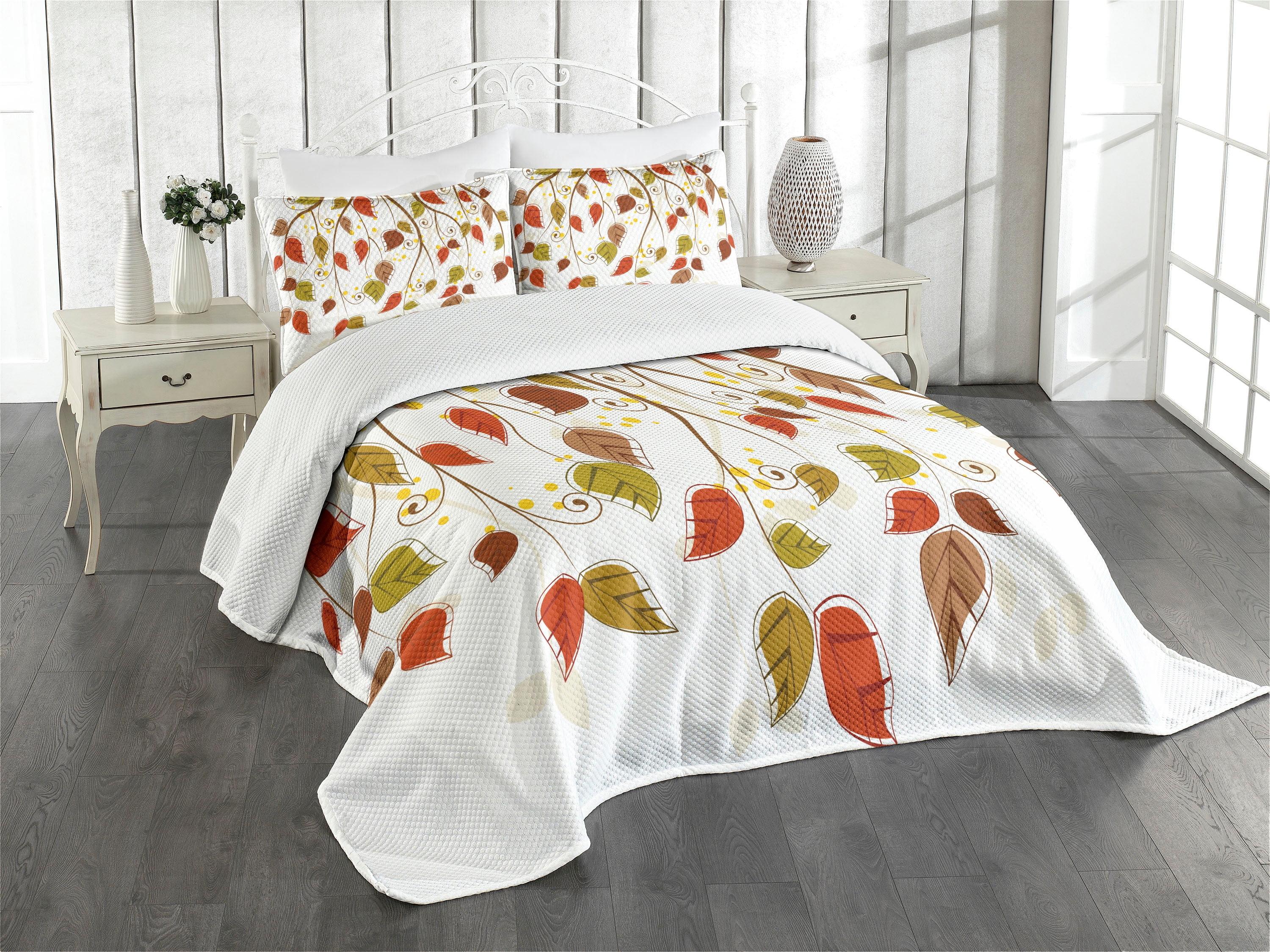 Autumn Leaves Brown and Green Quilted Queen Bedspread Set