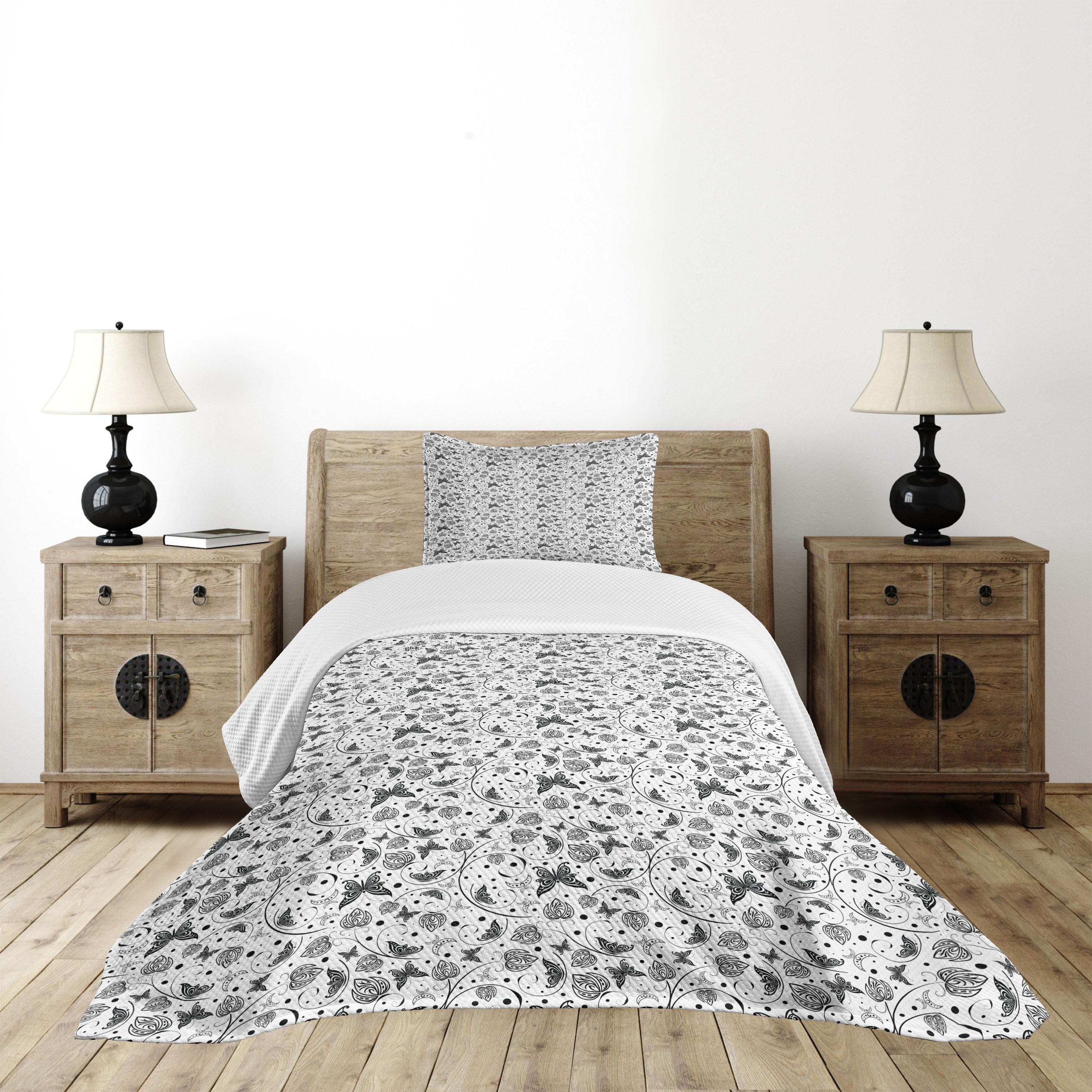 Twin White Quilted Bedspread Set with Pillow Sham