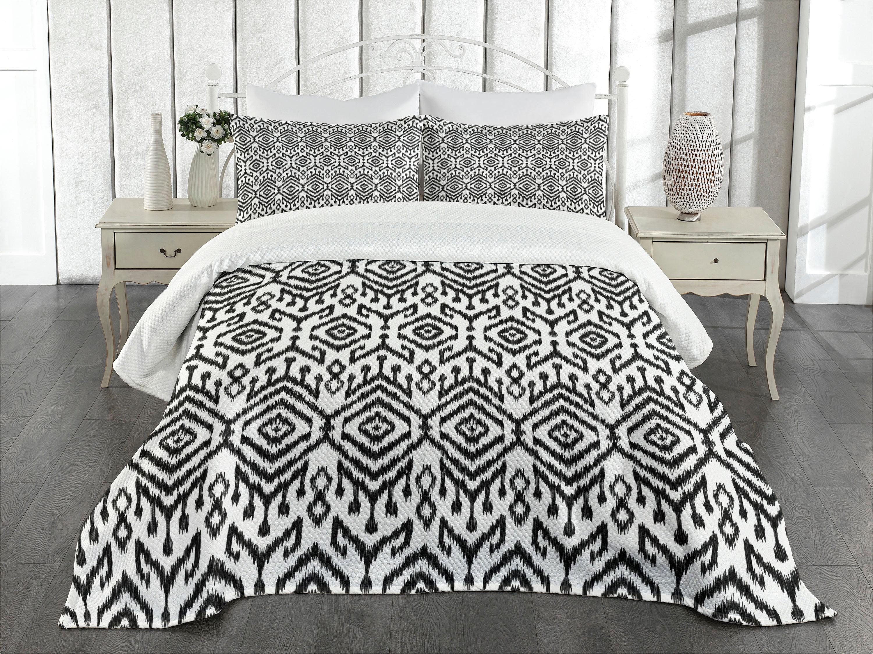 Ambesonne Bohemian Bedspread Set 3 Pcs Scribble Ikat Art King White and Charcoal Grey