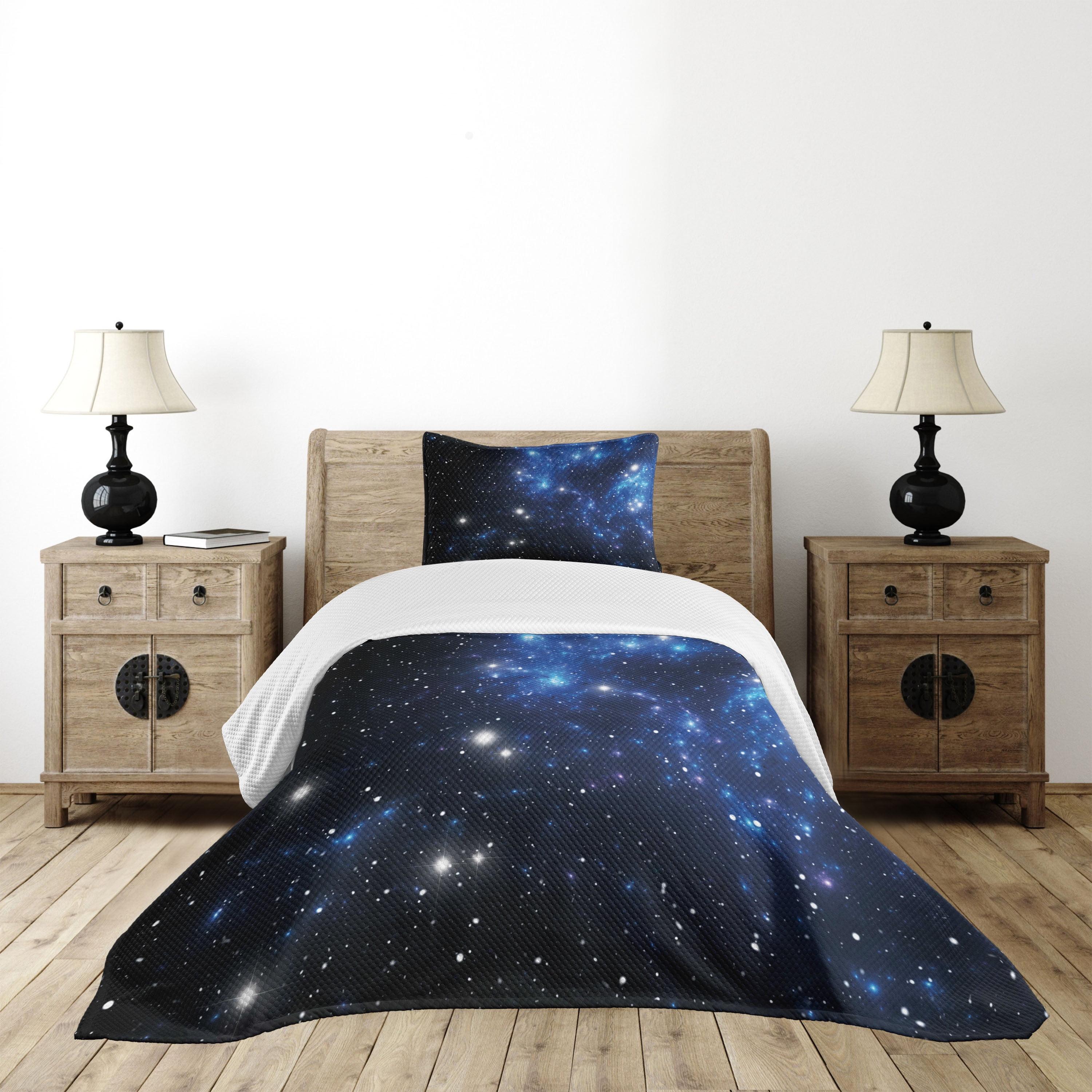 Twin White and Blue Polyester Constellation Bedspread Set