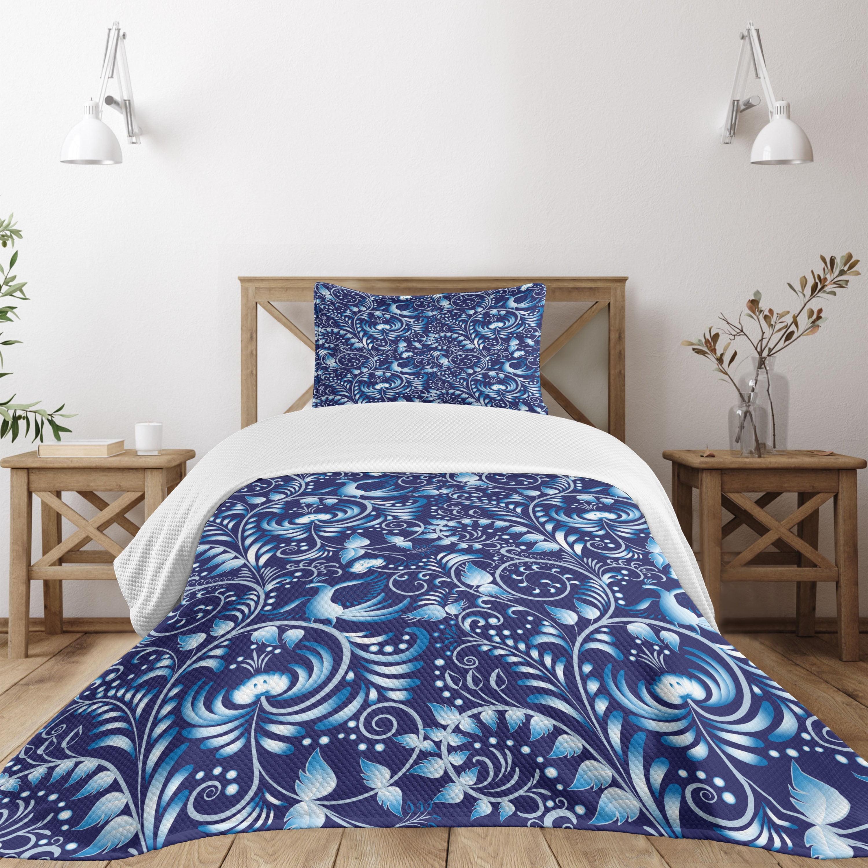 Twin White and Blue Quilted Bedspread Set