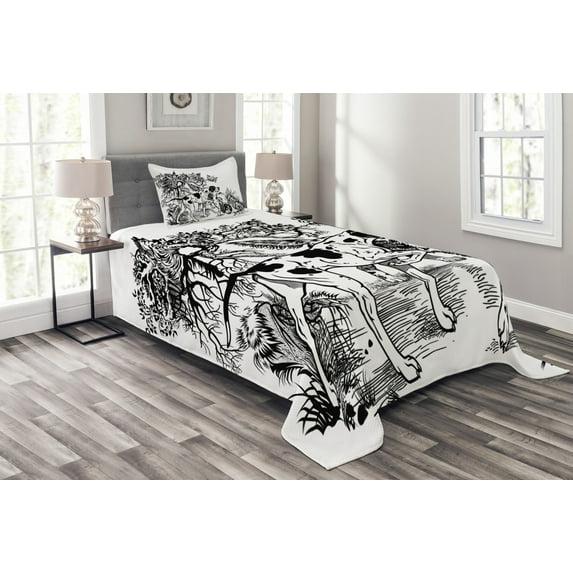 Ambesonne Ambesonne Hunting Bedspread Dogs in Forest Black White