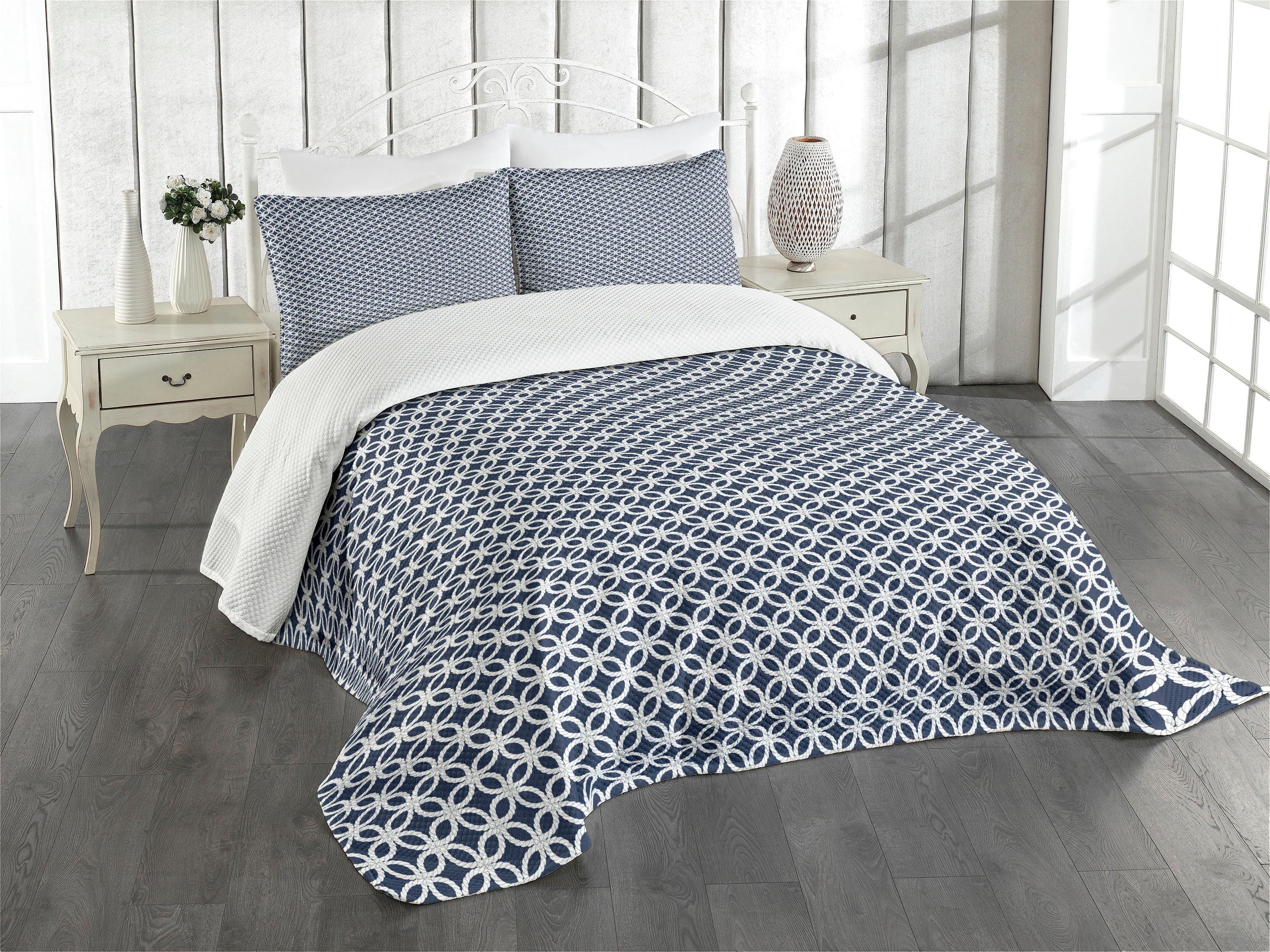 King Size Dark Blue and White Geometric Bedspread Set