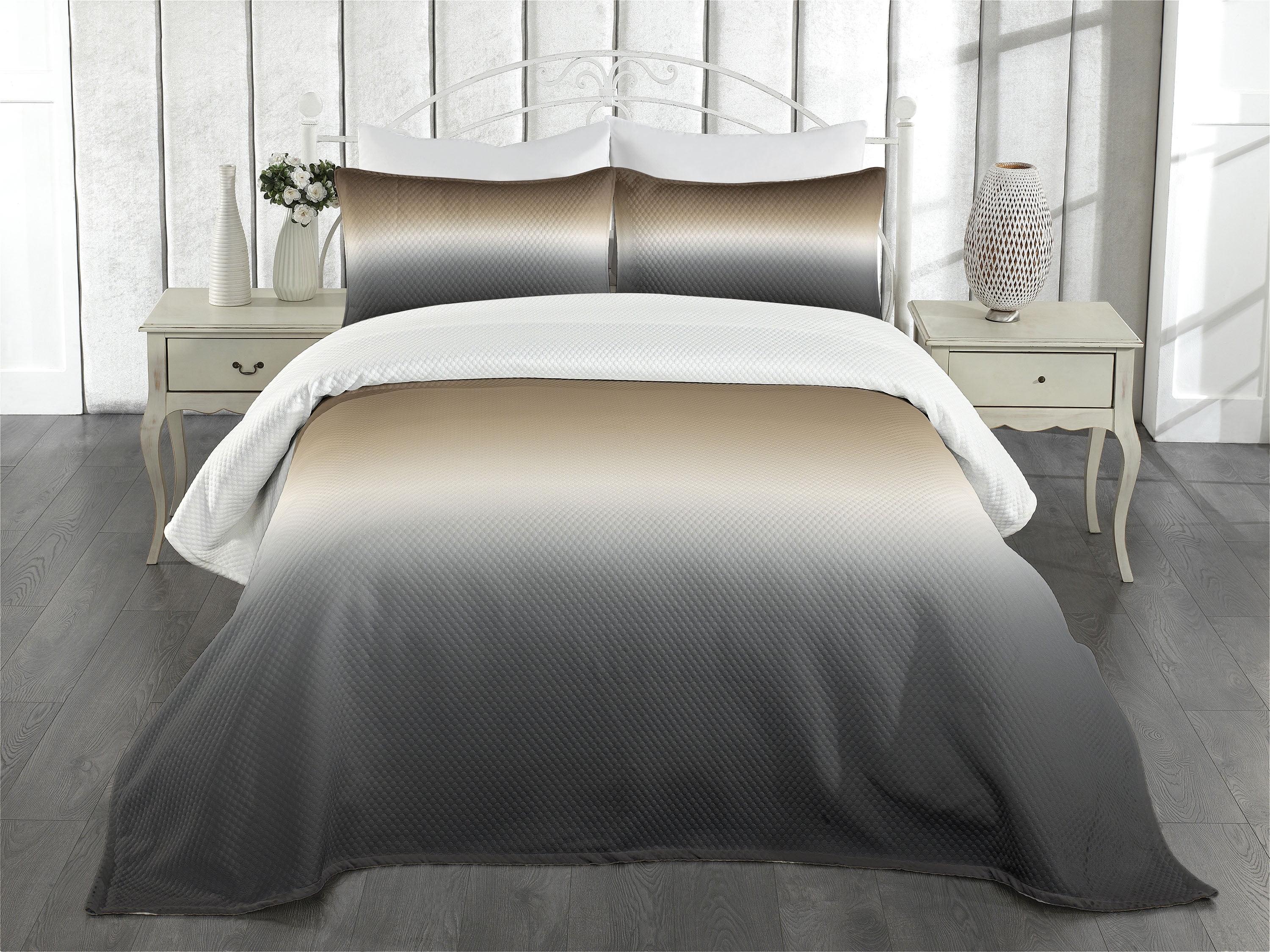 Queen White and Gray Ombre Quilted Bedspread Set