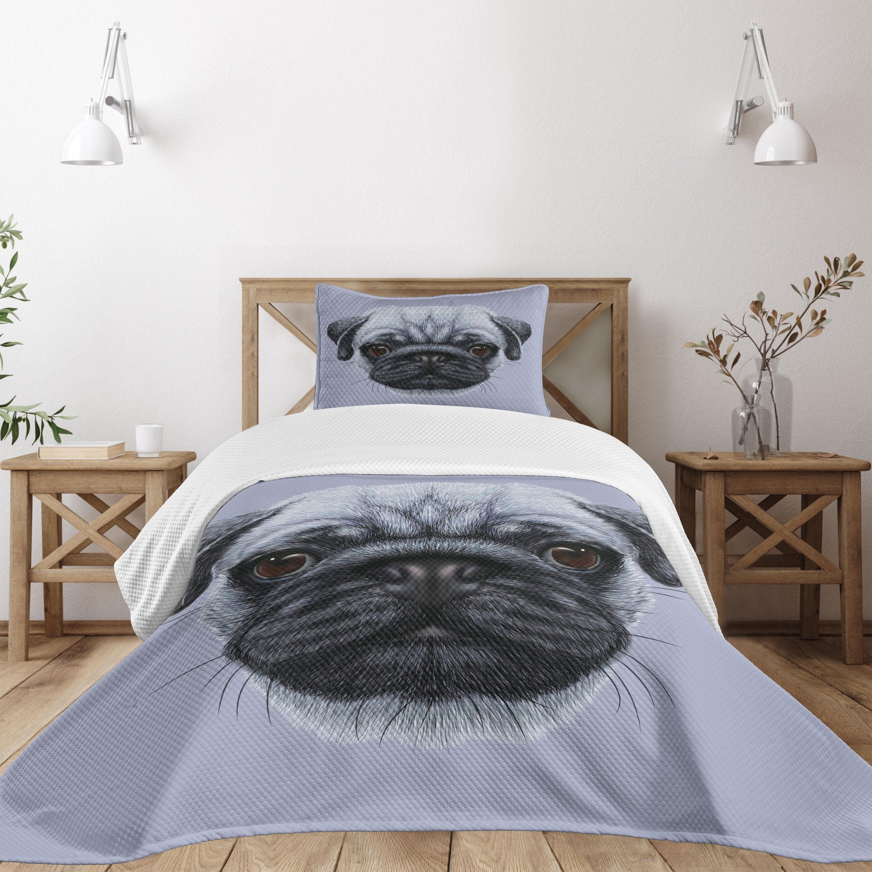 Twin White and Slate Blue Quilted Pug Bedspread Set