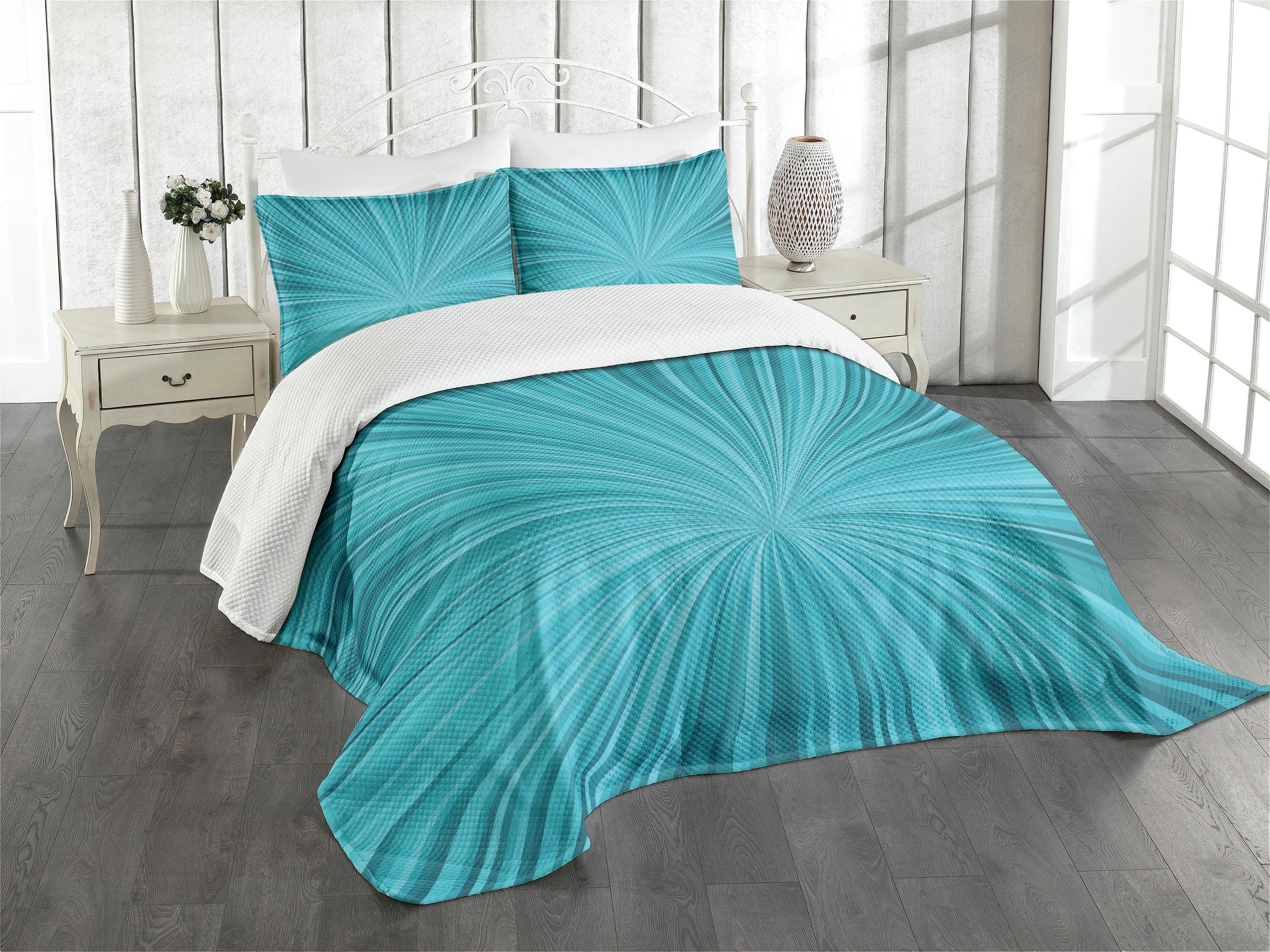 King Size White and Teal Quilted Bedspread Set