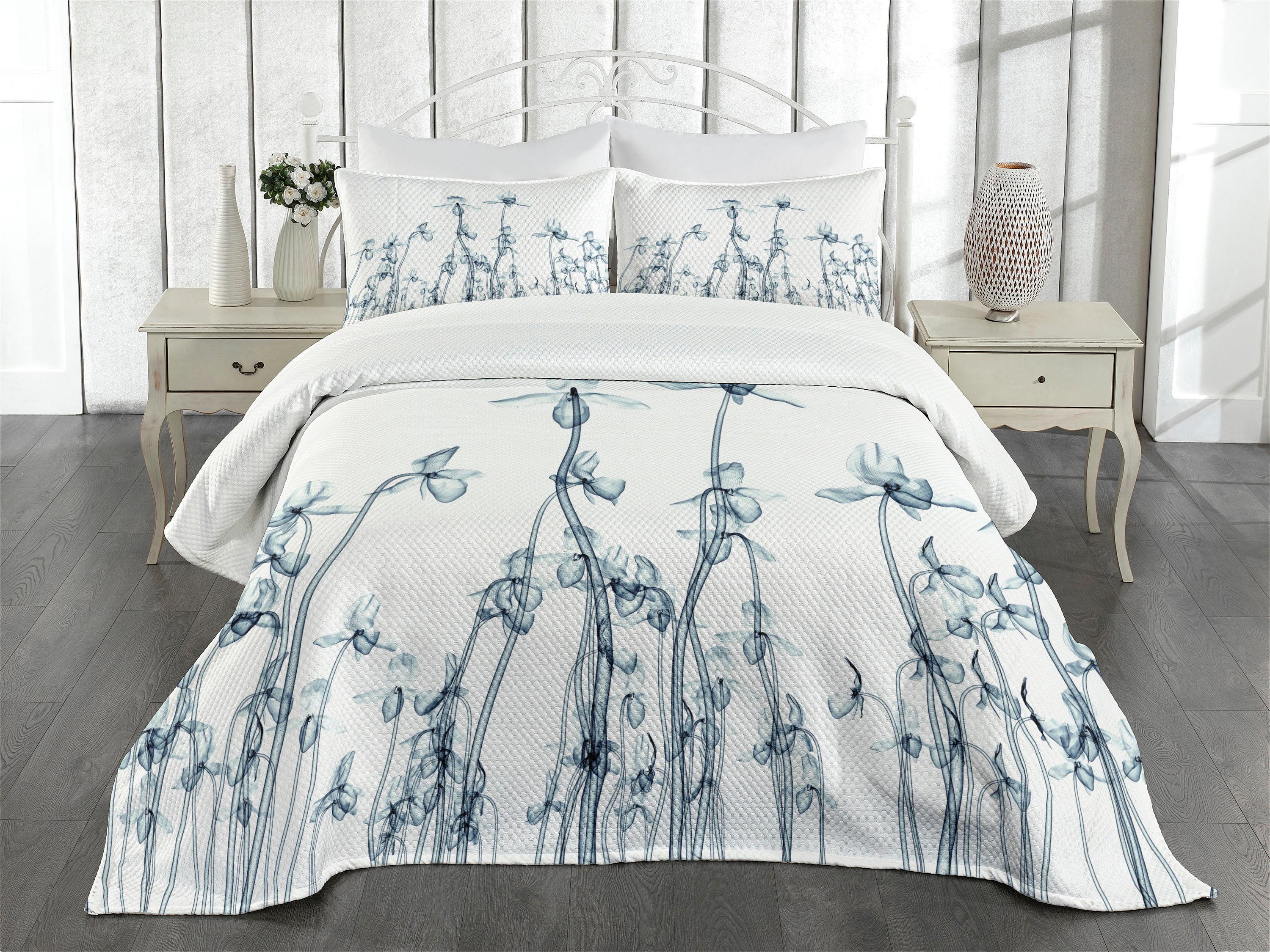 White Floral Queen Bedspread Set with Shams