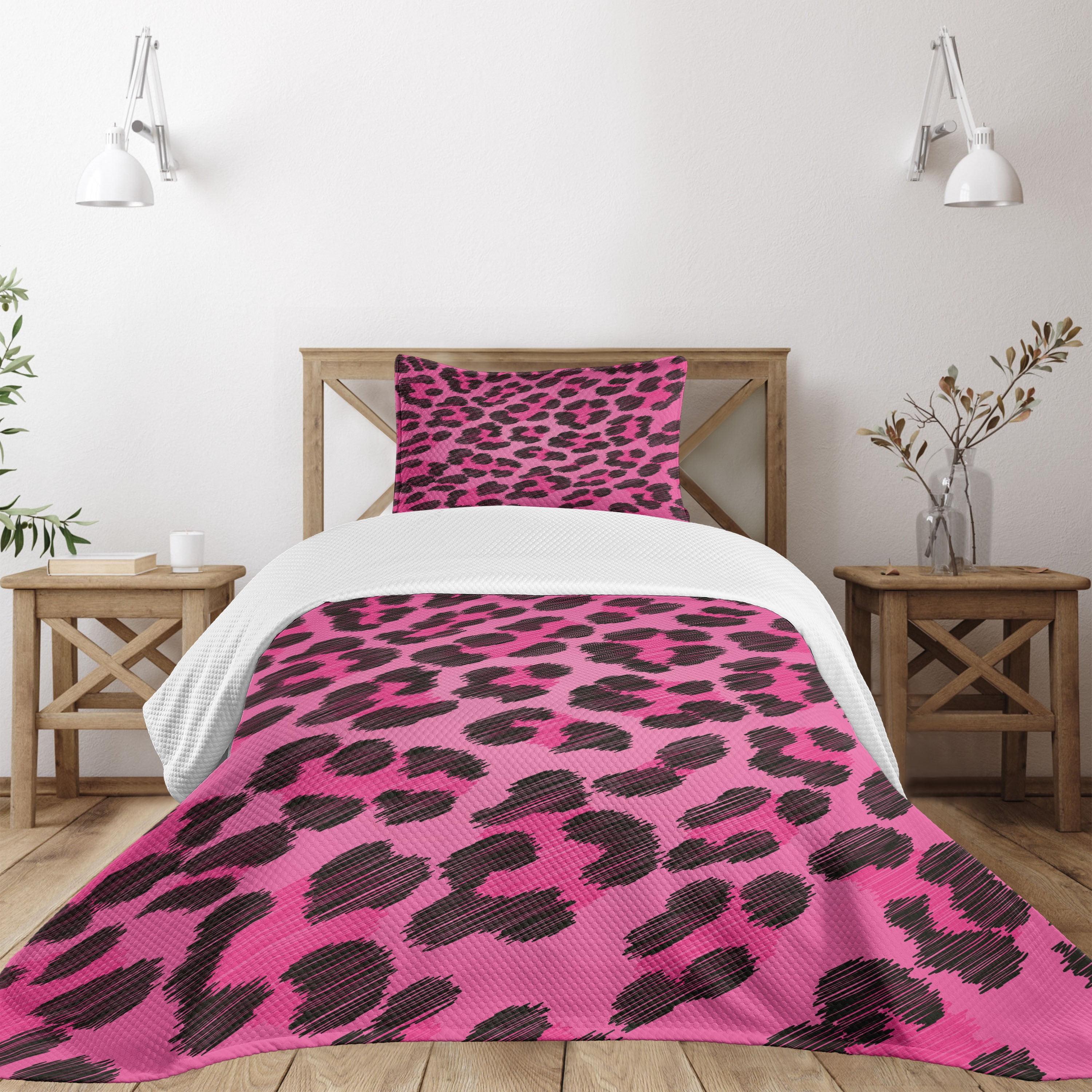 Magenta and Black Leopard Print Twin Bedspread Set