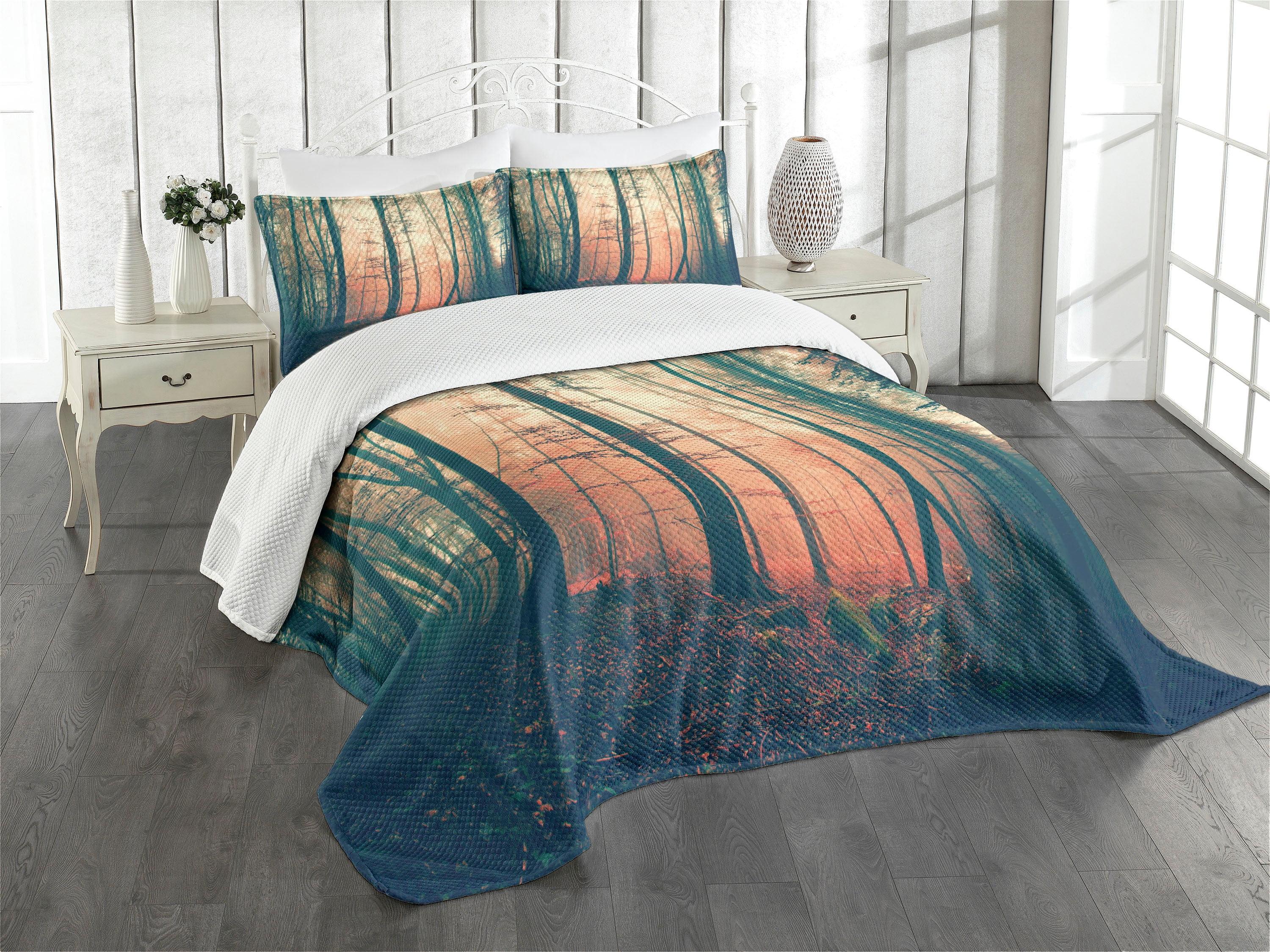 Ambesonne Ambesonne Vintage Bedspread Set Autumn Forest Woodland Coral Dark Green