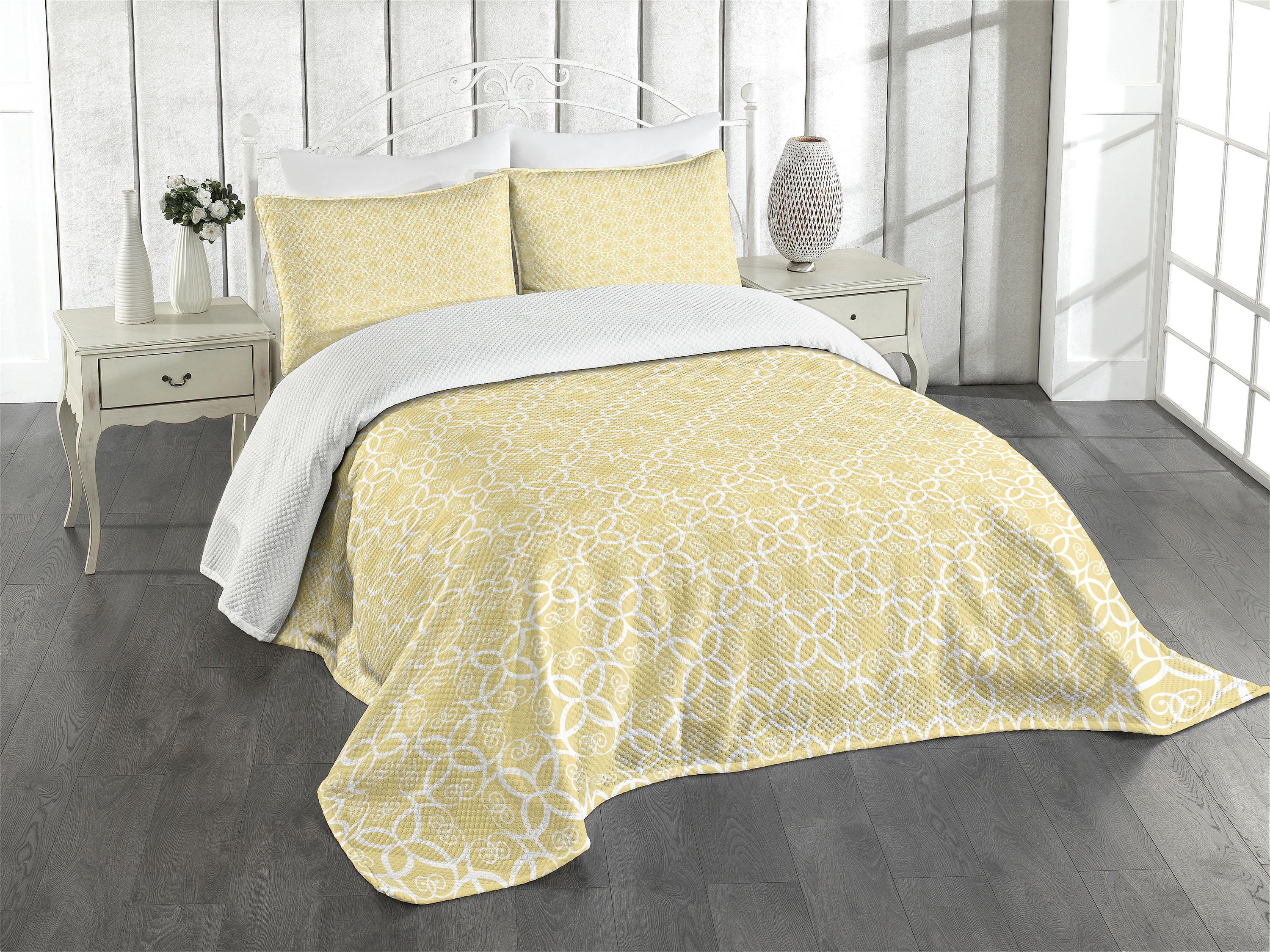 Ambesonne Ambesonne Yellow and White Bedspread Ornate Floral Pale Yellow White