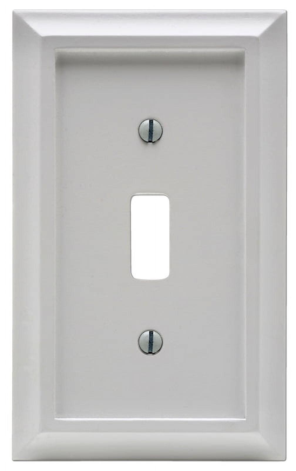 Deerfield White Composite Single Toggle Wall Plate