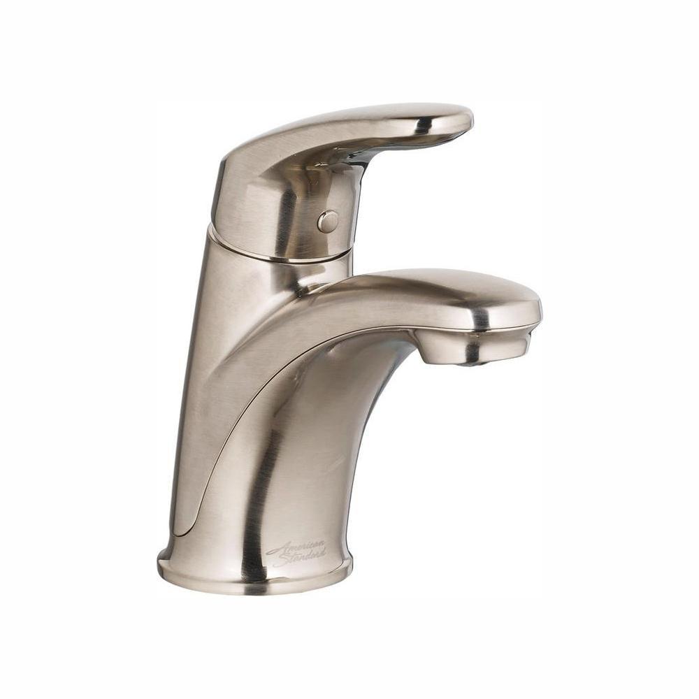 Colony Pro Single-Hole Bathroom Faucet with Drain Assembly