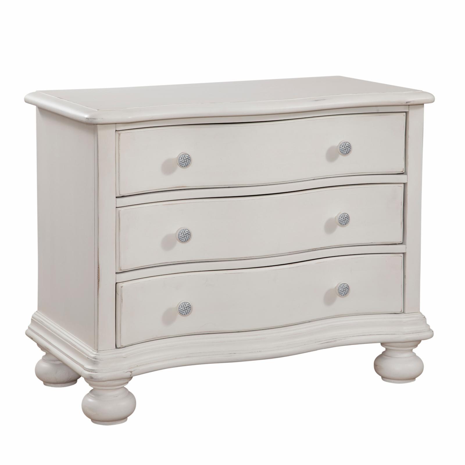 Dove White 3-Drawer Transitional Wood Chest