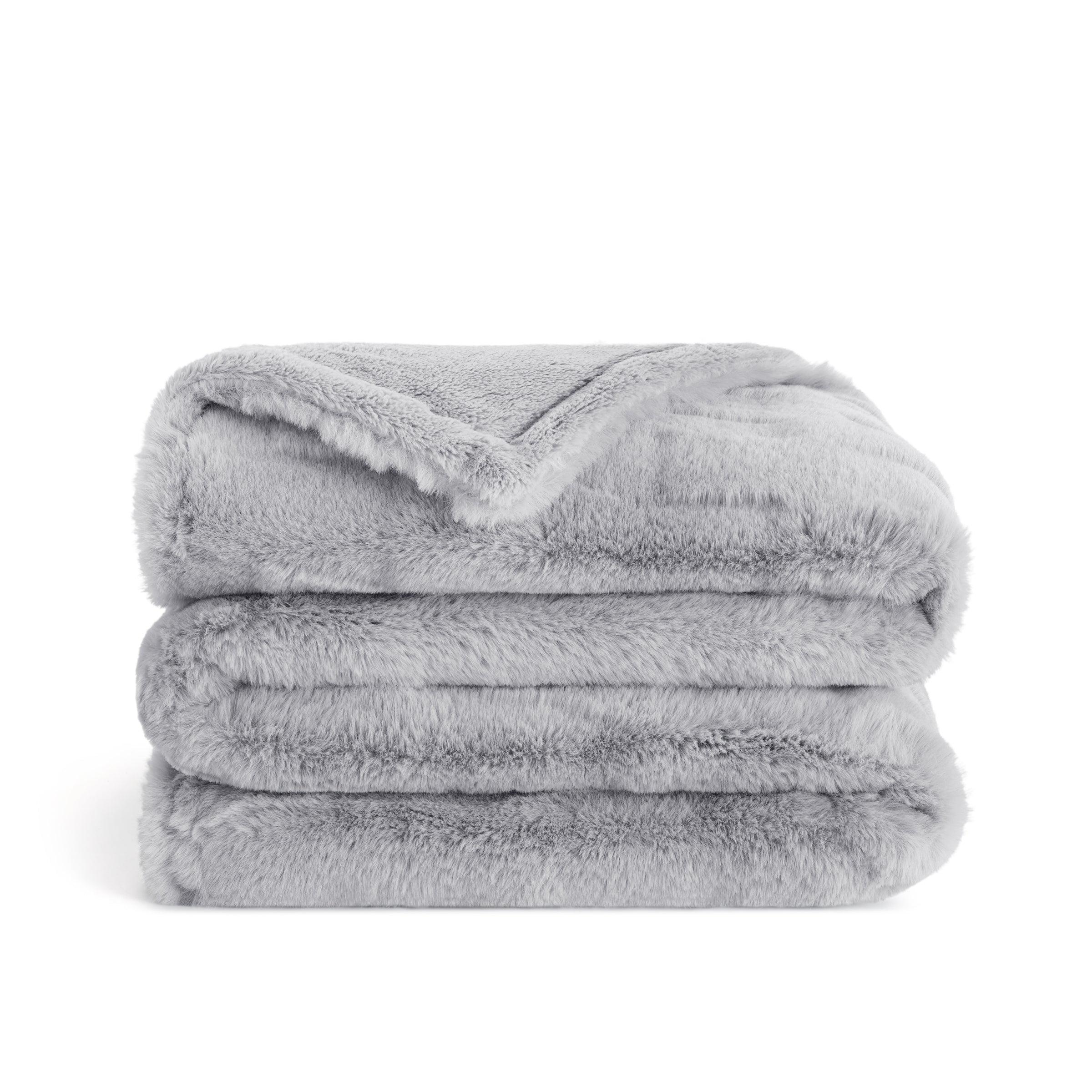 Luxe Grey Faux Fur Reversible Throw Blanket, 50x70