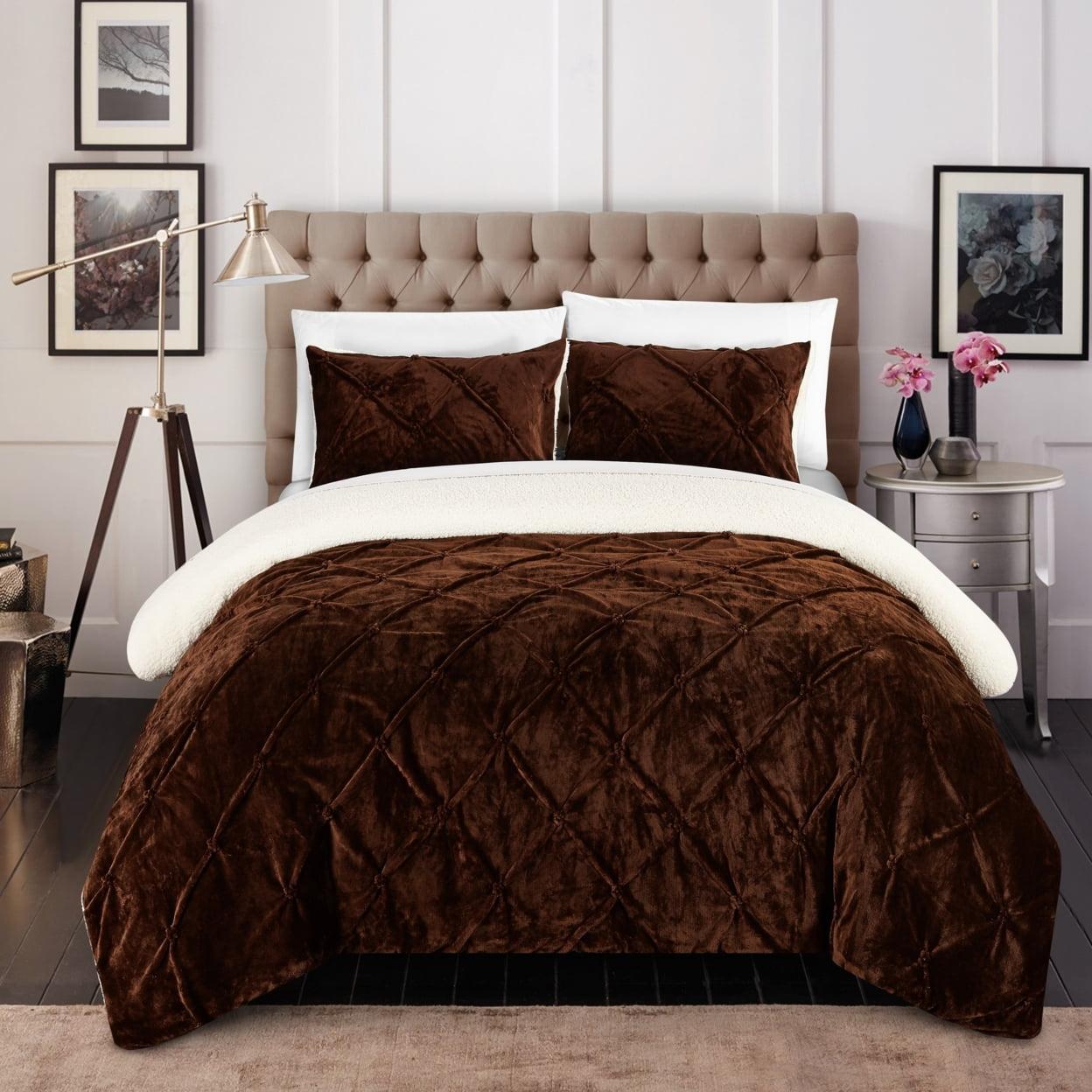 Cozy Queen Brown Down Alternative Comforter Set with Sherpa Lining