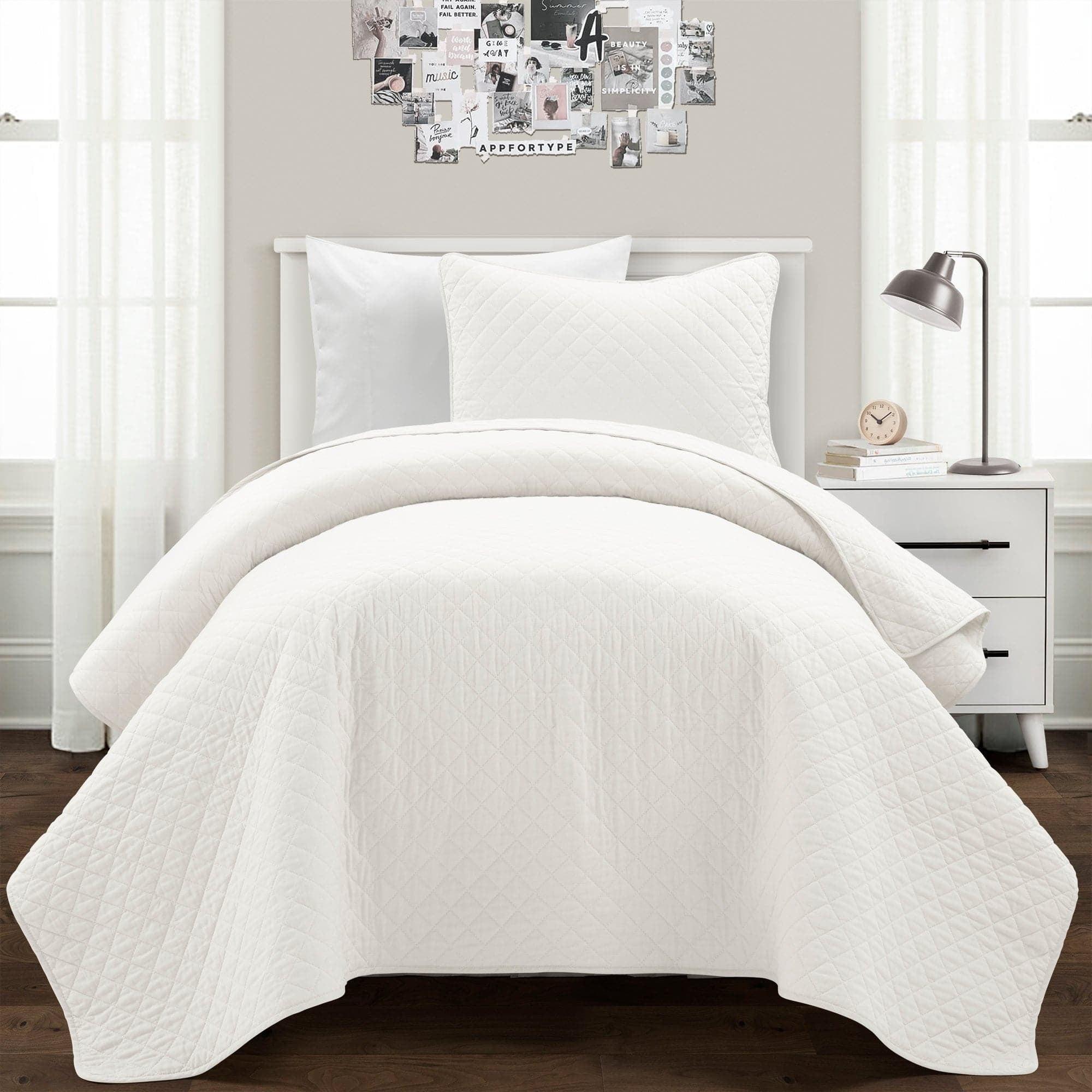 Lush Decor Ava Diamond Oversized Cotton Quilt White 3Pc Set Cal King