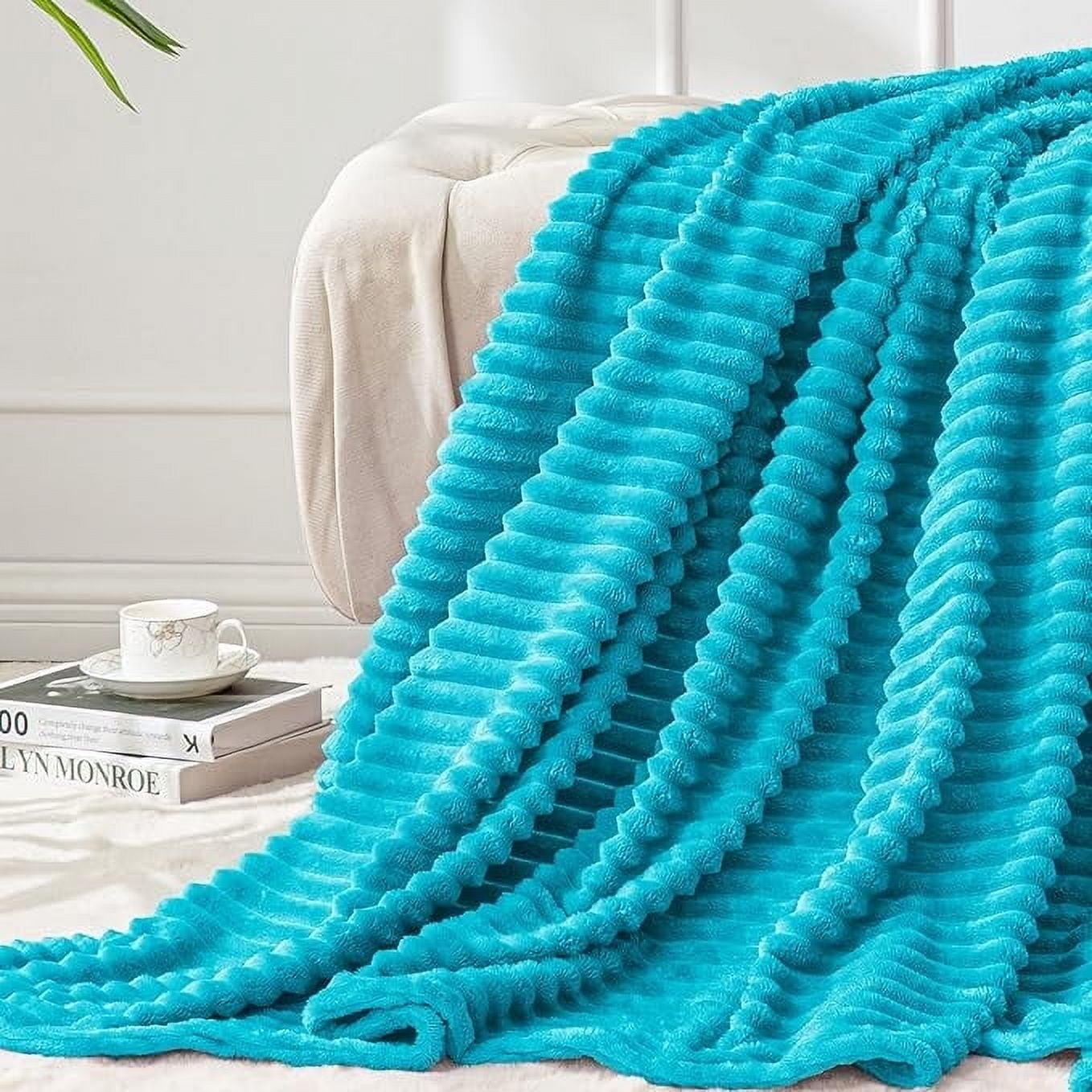 Blue 3D Ribbed Fleece Reversible Throw Blanket 50x60