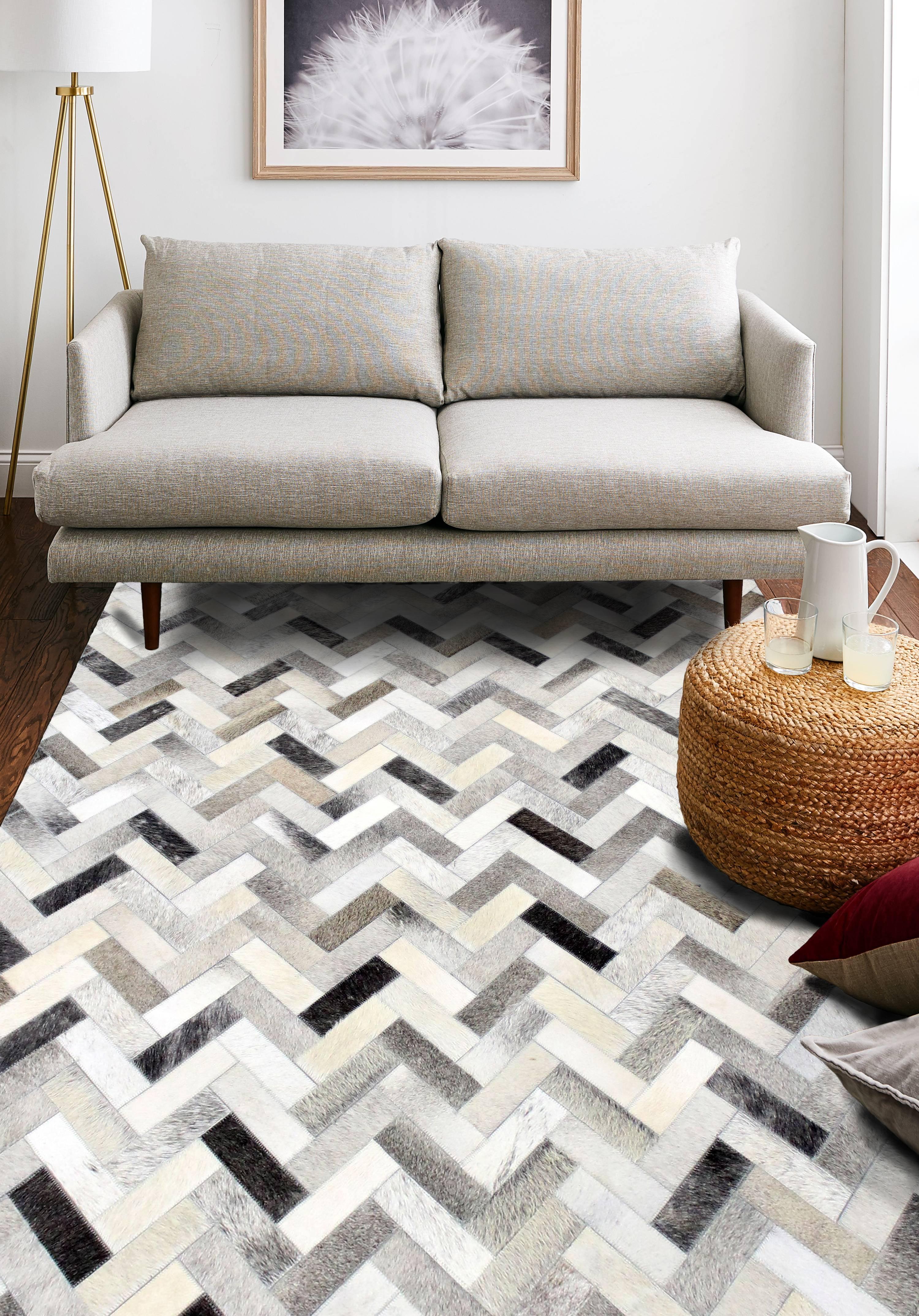 Ash Geometric Handmade Cowhide & Cotton Rug - 8' x 10'