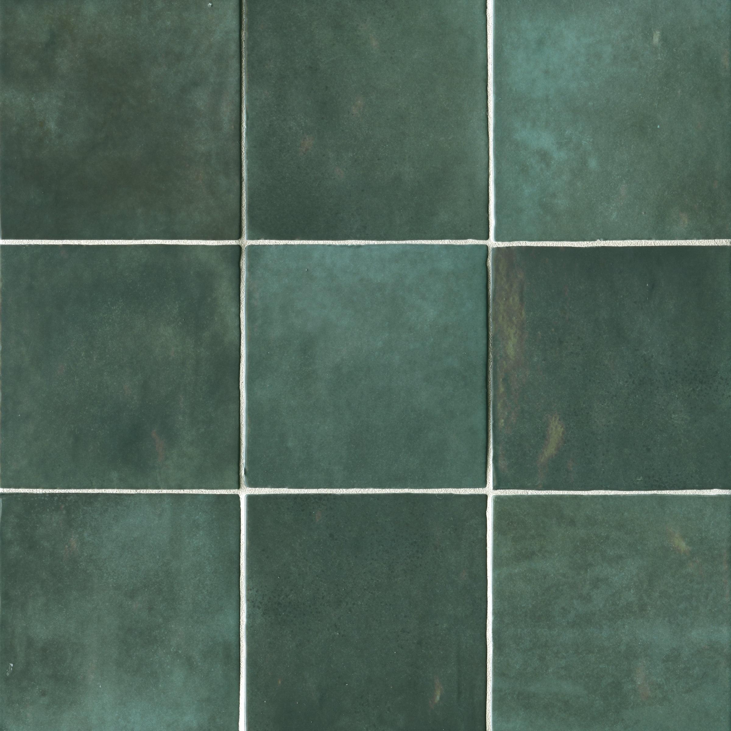 Bedrosians Cloe Gloss Ceramic Tile 5" x 5", Green (57-Pack, 10.83 SF)