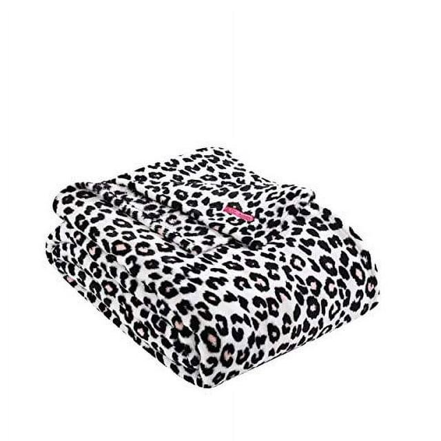 Betsey Johnson Betsey Johnson Printed Ultra Soft Plush Fleece Blankets