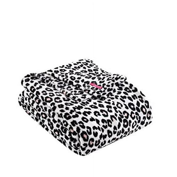 Betsey Johnson Betsey Johnson Printed Ultra Soft Plush Fleece Blankets