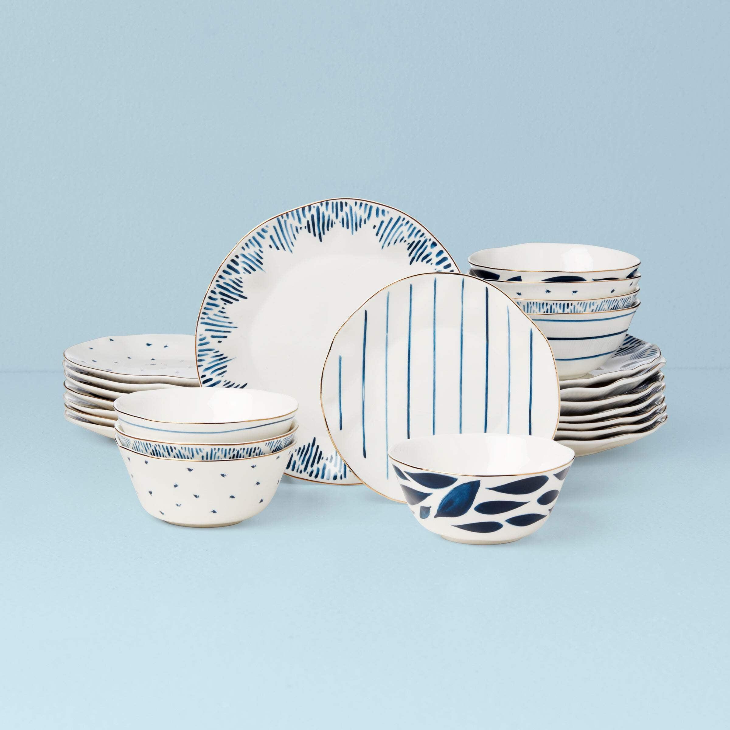 Blue and White Porcelain 24-Piece Coastal Dinnerware Set